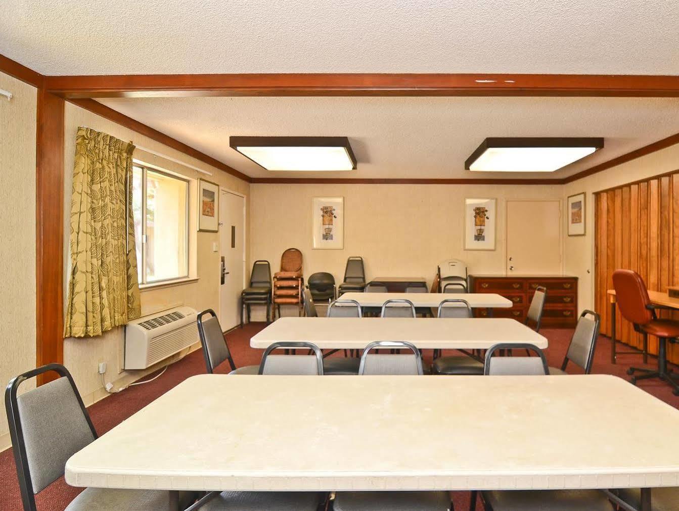 Quality Inn Merced Bagian luar foto